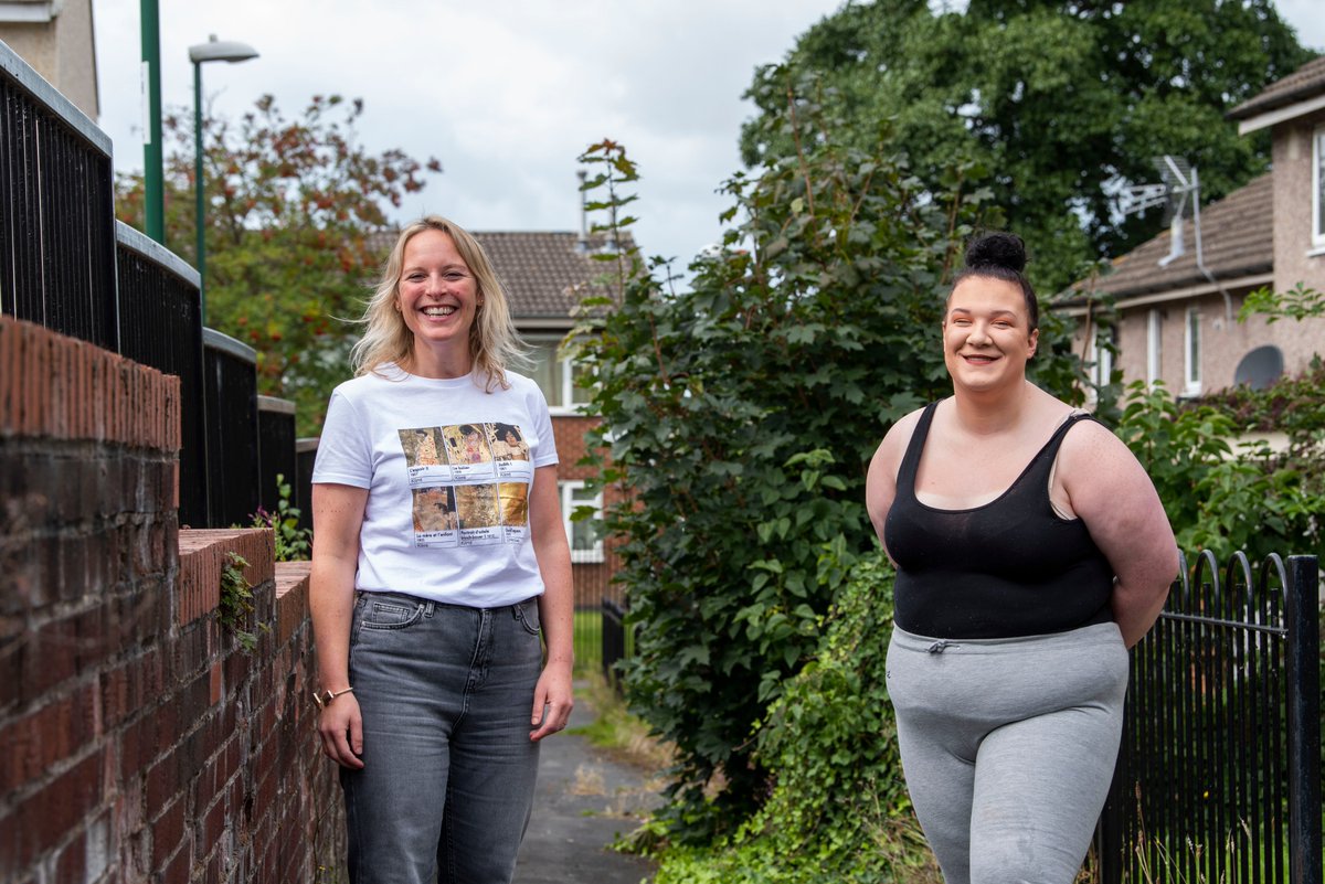 nottmjobs's tweet photo. Charlotte (right) has been on a journey with #NottinghamWorks partner @DoubleT_CIC and now has the confidence to think about a brighter future. Read the latest blog here: https://t.co/AwcuvuvCKd #Jobs #Support #RealLives #Nottingham #16to29 https://t.co/OsClHaaoYC
