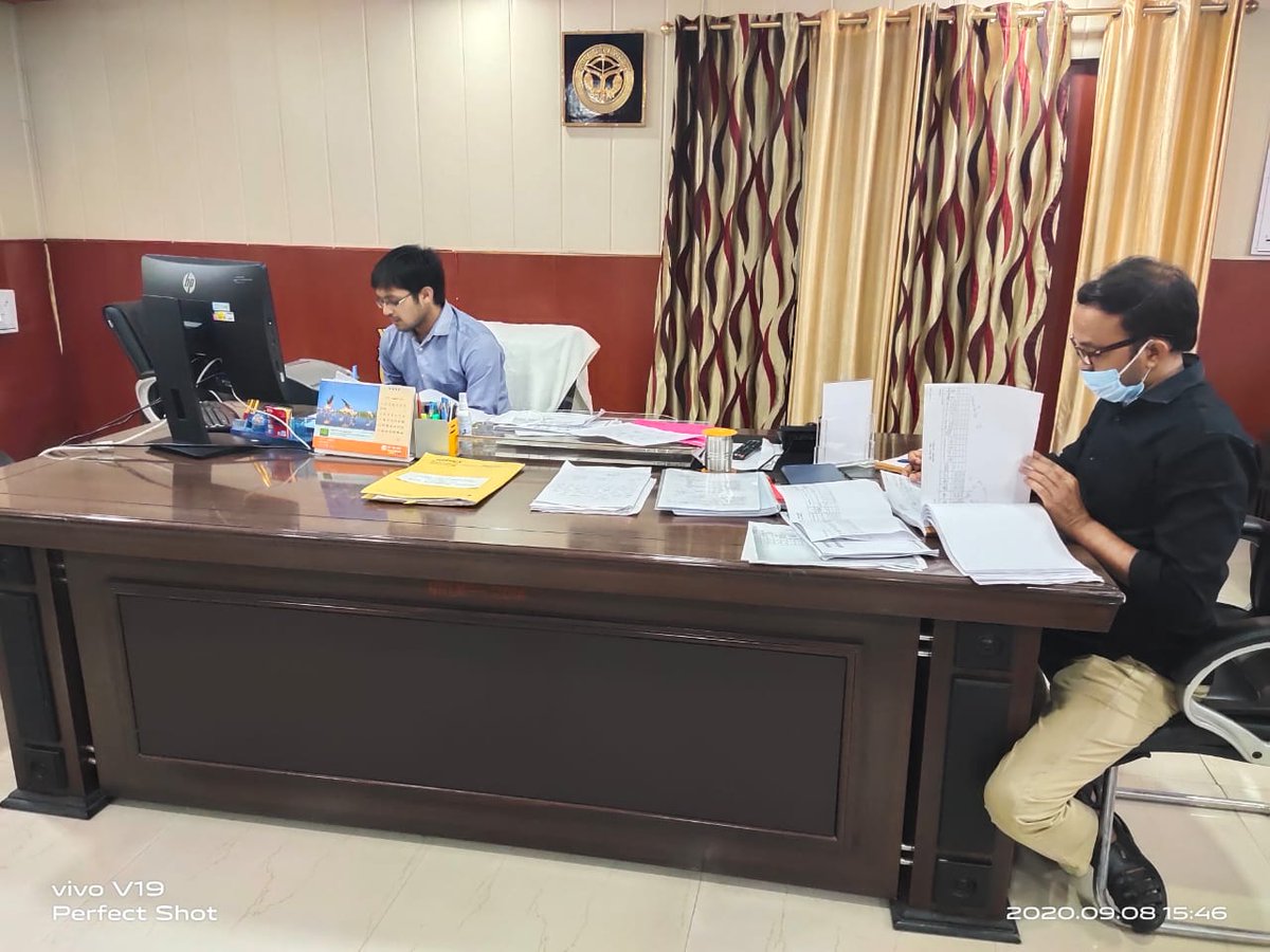 CdoBareilly's tweet photo. आज दिनांक 08-09-2020 को समस्त जनपद स्तरीय अधिकारियों के साथ 02 पालियों में दोपहर 12 से 2 एवं अपरान्ह 3 बजे से 5 बजे तक ऑनलाइन वीडियो कांफ्रेंन्सिंग के माध्यम से जनपद में संचालित विकास कार्यों, निर्माण कार्यों एवं अन्य महत्वपूर्ण कार्यक्रम / योजनाओं की प्रगति की समीक्षा की गयी -- https://t.co/cwQdnW9iGa