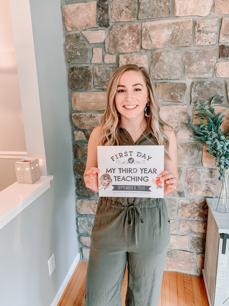 MrsStodolaMTES's tweet photo. Happy First Day!!!! I am SO excited to kick off this school year with a new group of fourth graders. So thankful for this opportunity and beyond grateful for the community we have at @MadisonsTrust16! #year5wethrive https://t.co/l4tHwGmjPB