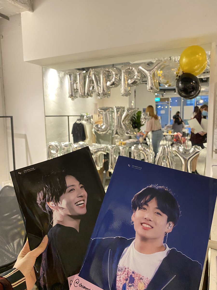 Last minute decision to visit this cafe after a long tiring overnight shift. Best decision ever! Thanks @Chimmsrj for the spontaneous meetup! #worldwide_jk_cafe Thanks organisers @goldenfilm_jk @Enchanted_JK901 @19970901net_jk for the beautiful event! 😊😊😊😍😍😍💜