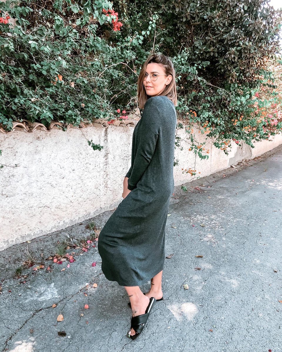 〰️SÚPER BÁSICO DE ENTRETIEMPO〰️
Enamorada de esta chaqueta de punto de <a href="/Primark/">Primark</a> 🖤