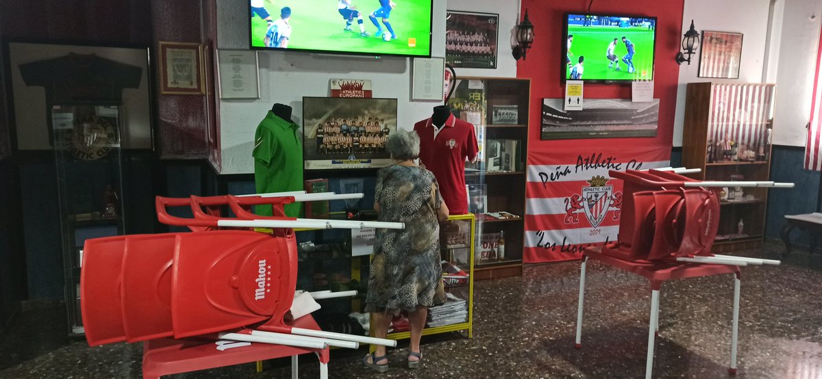 Leonesdebeda's tweet photo. VAMOS Leones/as que esto empieza !

La Peña Los Leones de Úbeda ha vuelto a limpiar y DESINFECTAR su sede de cara al inicio de temporada. Todo con las máximas medidas de seguridad e higiene contra la COVID-19
AÚPA PEÑA LEONES DE ÚBEDA!!
@AthleticClub  @athletic_eus  #AthleticClub https://t.co/APheSBpEvK