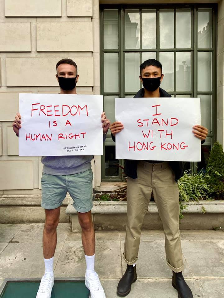 AtlasMovement's tweet photo. ✊🏿✊🏼✊🏽 #FridaysForFreedom ✊✊🏾✊🏻

#StandWithHongKong
#StandWithTibet
#StandWithUyghurs 
#BoycottMulan

Stand up for democracy. Stand up for freedom.

——
👉 Join our Freedom Marathon: https://t.co/ISvYy7mdp8 https://t.co/0HfPJCCIxU