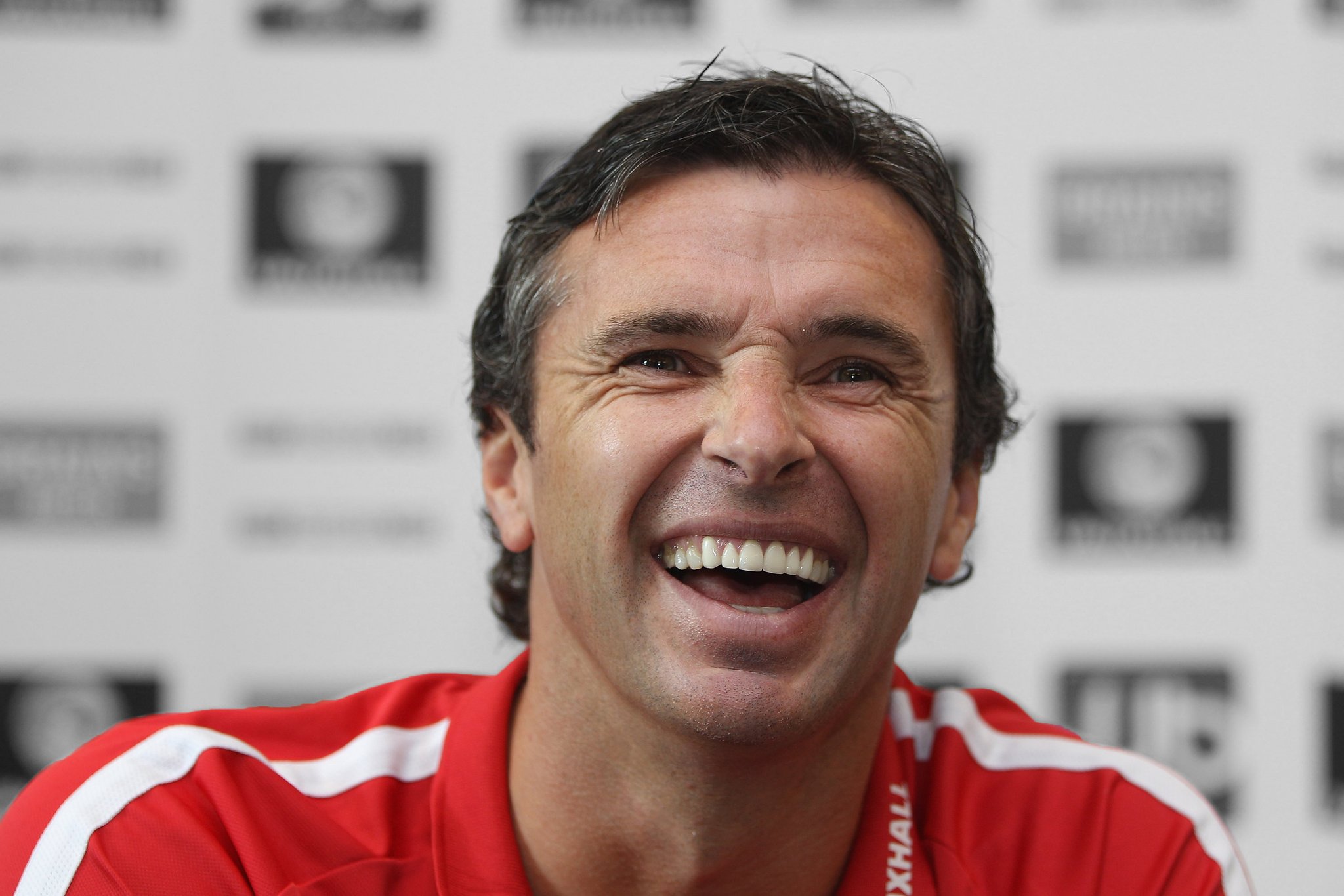 A big happy birthday to this Welsh legend  .

Gary Speed would have been 51 today. 