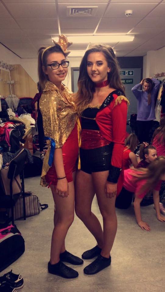 MeganDair's tweet image. Happy Birthday at @ClareTask. Hope you have a great day and jakub spoils you cos you so deserve it. You’re lucky I can’t get all the old photos out 😂🥳xx