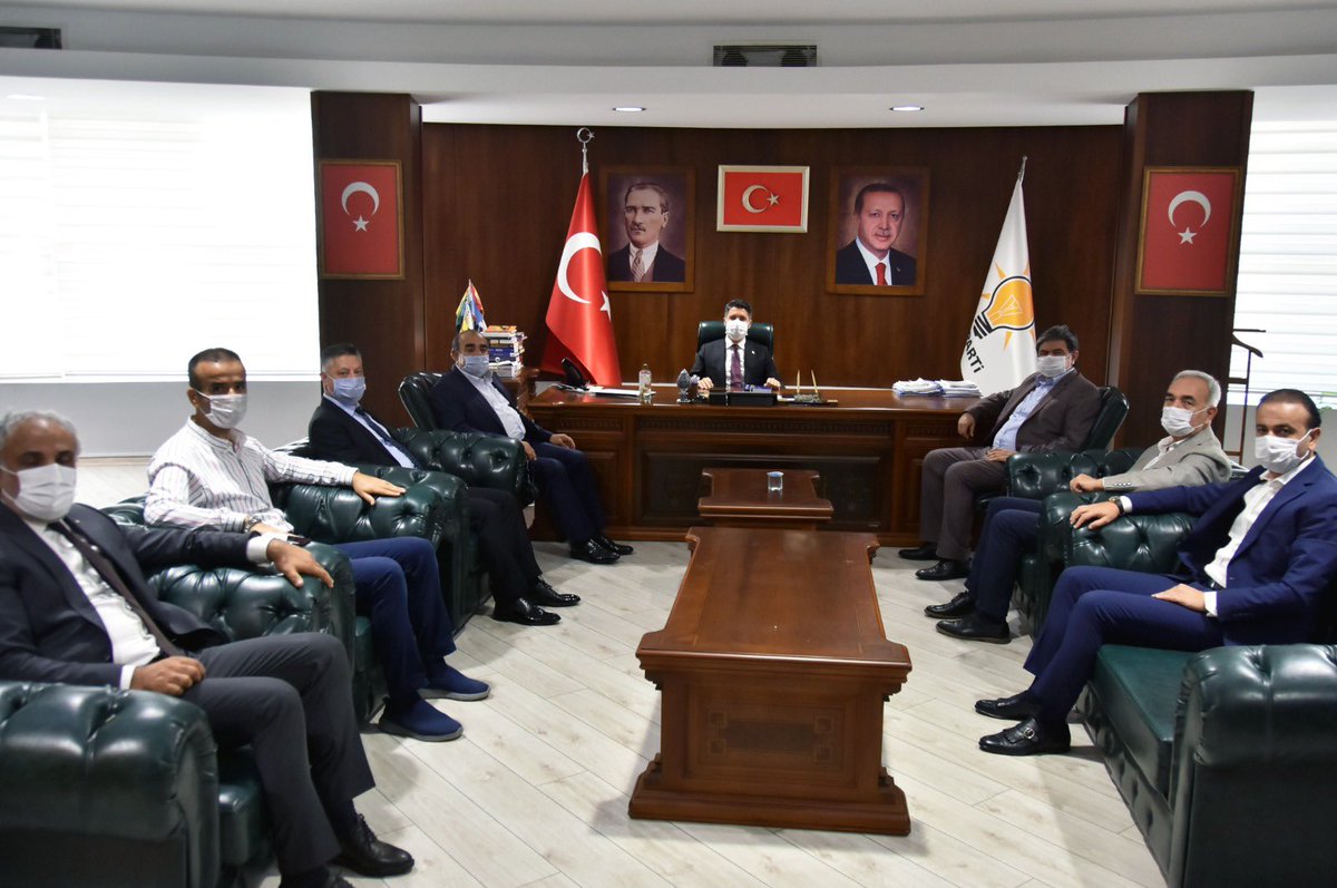 mehmetay01's tweet photo. Büyükşehir Belediye Meclis toplantısı öncesi, MHP İl Başkanı Sn. Bünyamin Avcı ve belediye meclis üyelerimizin katılımlarıyla toplantımızı gerçekleştirdik.

Toplantımız hayırlara vesile olsun. https://t.co/JbXQAQtZBn