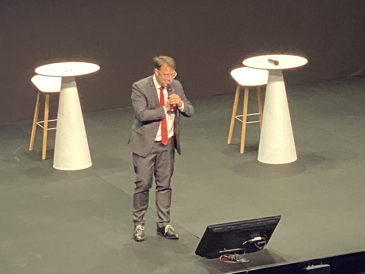 C’est parti pour le #FEB2020 avec <a href="/LoigCG/">Loïg Chesnais-Girard</a> en ouverture. Plaisir de retrouver un moment de partage avec les entrepreneurs bretons !