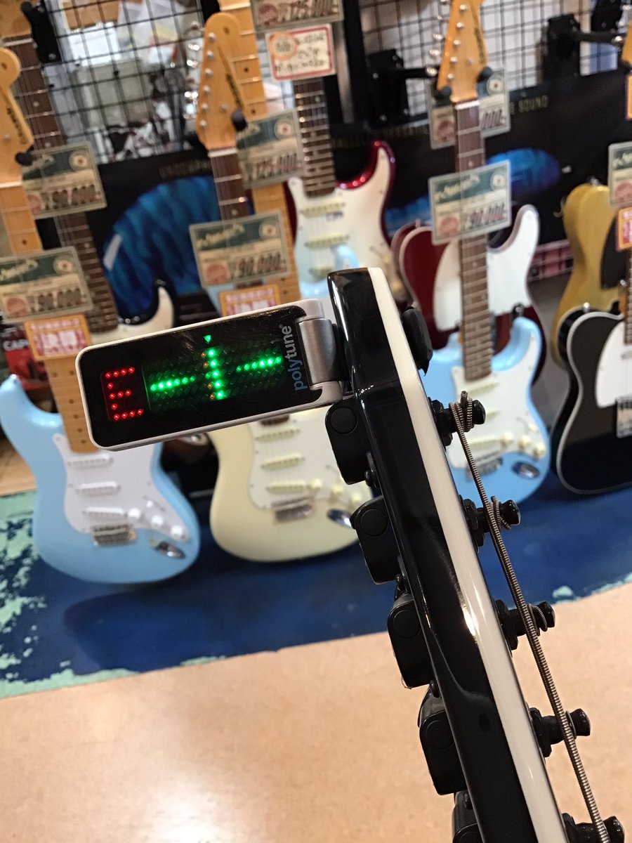espgws's tweet photo. 【TC Electronic Polytune Clip Black】大人気のため在庫切れの状態が続いていたクリップチューナーが再入荷しました!意外と知られていませんが、表示の向きが自動的に反転される機能を搭載しているのでつける場所を選ばずストレスフリーで使えちゃうんです!税別¥4,980- https://t.co/vsfJ14yWYd