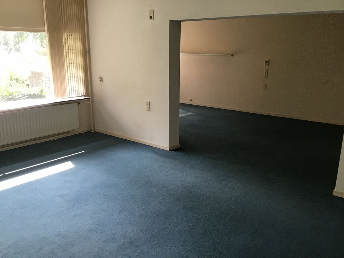 adhocbeheer's tweet photo. In een voormalig zorgcomplex in #Hoogeveen hebben wij #woonruimtes van ongeveer 45 m² beschikbaar. De voorzieningen zoals badkamer en keuken deel je met de andere bewoners. 

Interesse? Meld je aan via https://t.co/sw9Vodvu0G https://t.co/XeAiUOMUvd