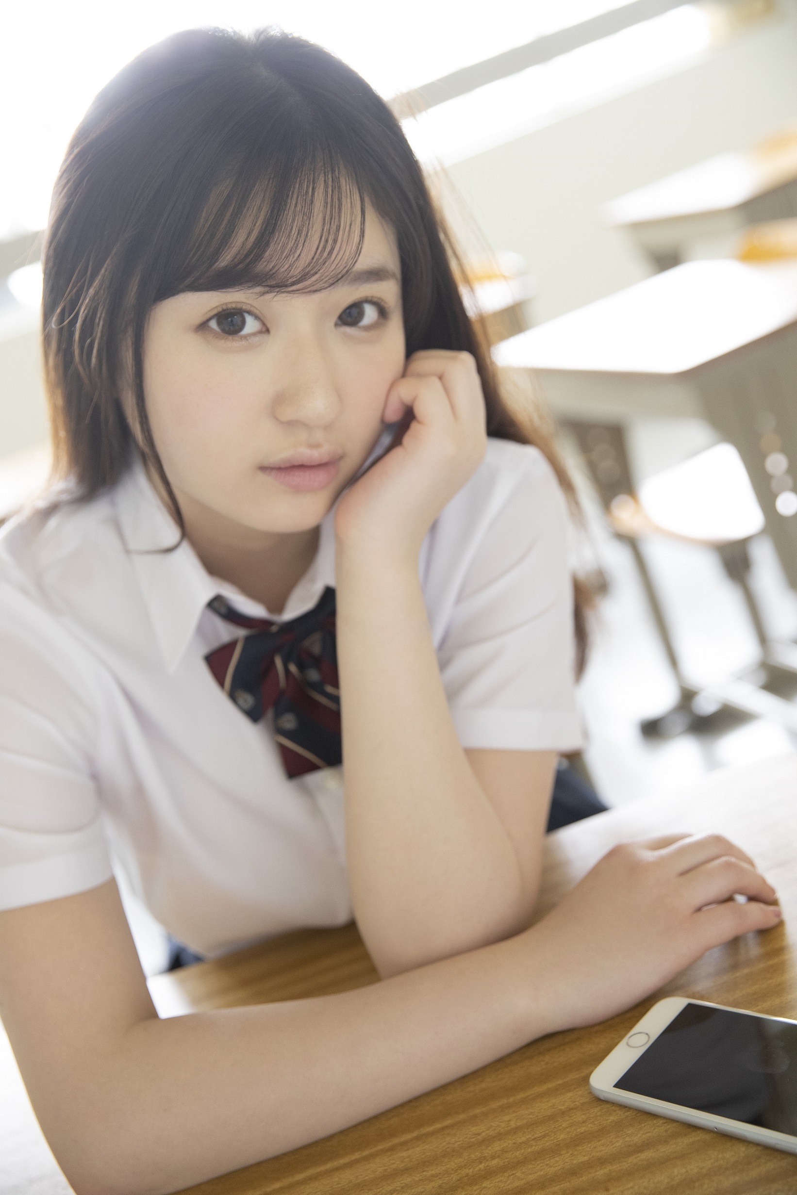 桃尻　かなめ　制服 