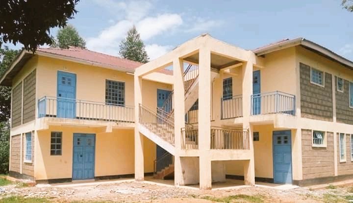 CDFKhwisero's tweet photo. Khwisero West Divisional Headquarters is almost complete at Mulwanda to serve residents from kisa Central and Kisa West  Ward in bid to enhance service delivery 
@KhwiseroC 
@asekamiradi .
#KhwiseroTransformation https://t.co/KvCymJObfz