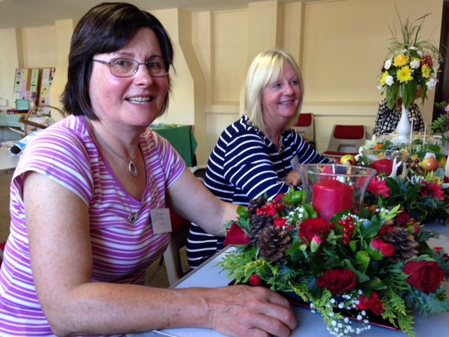 BheathRwickWI's tweet photo. In 2017 our dear, caring, vibrant president Jean died suddenly, decades too soon. As a former Community Nurse, she wanted her organs to benefit others, and the lives of nine people have been transformed thanks to her. Her legacy lives on in them and in our WI. #OrganDonationWeek https://t.co/bM7IbFx9VL