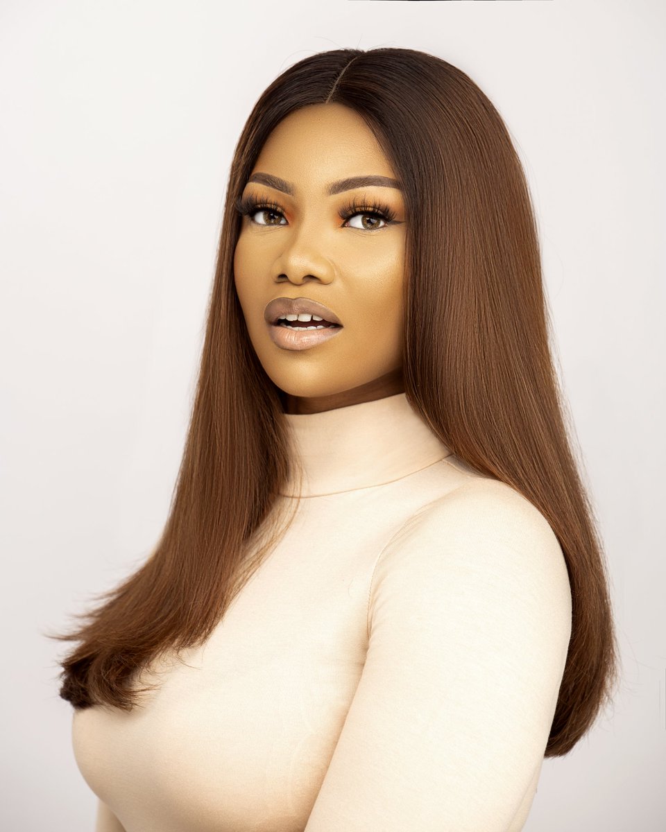 I won't let pain turn my heart ugly. I will show you that surviving can be BEAUTIFUL🤍🤍🤍

#XVIII 

#WePin4Tacha