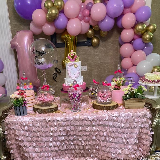 AndiesCandiesNG's tweet photo. What is a party without a Buffet table?
Aka "serve yourself"
#candydisplay #candybuffet https://t.co/jk4tUOgzwo