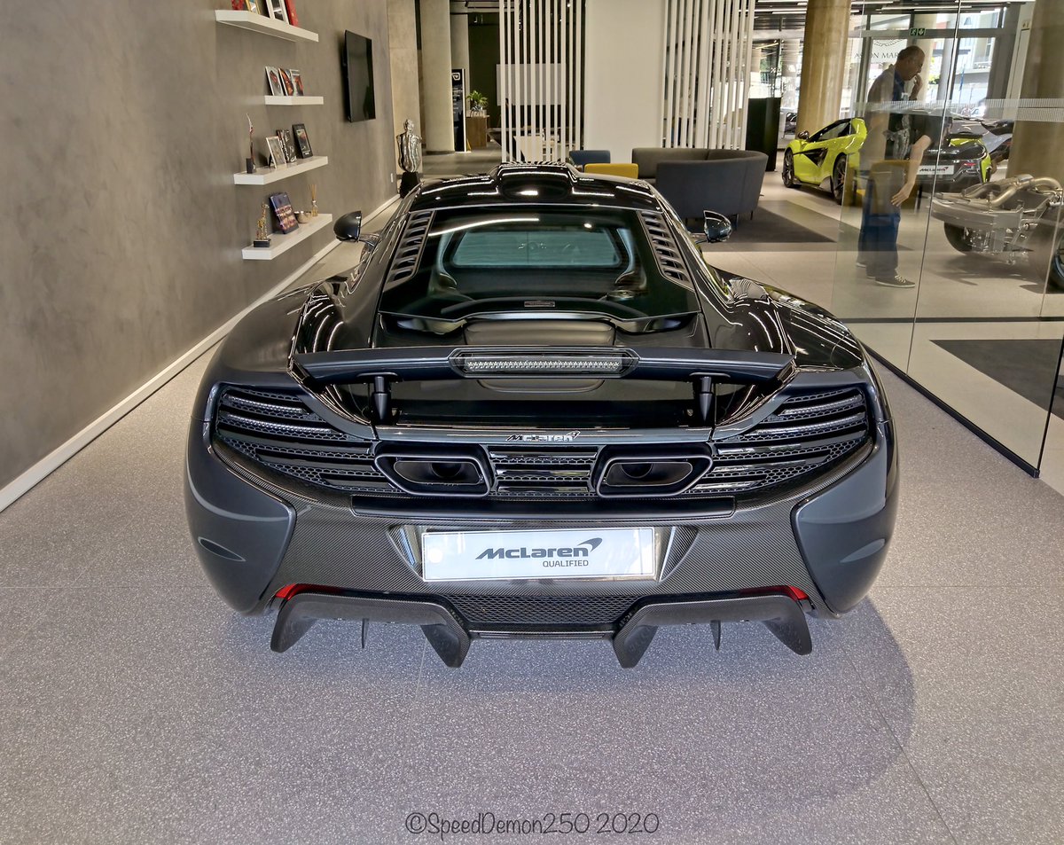 OctaneRepublic's tweet photo. A tribute to a winner.

#McLaren #650S #LeMans #OctaneRepublic #SteveSpeedZA #SpeedDemon250 

📸: @SteveSpeedZA &amp; @SpeedDemon250 https://t.co/6ozroVlZKo