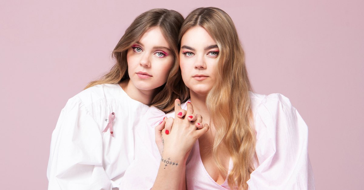 FirstAidKitBand's tweet photo. We’re proud and honored to have designed the pink ribbon #rosabandet for @Cancerfonden. Like so many, we’ve experienced the loss of loved ones due to cancer. Nothing can bring them back, but we hope we can stay strong together in our fight against cancer. #tillsammansmotcancer https://t.co/gBIsVnDcc8