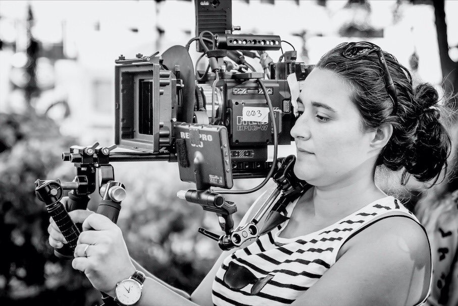 🔴 La AEC da una calurosa bienvenida a la #DirectoraDeFotografía Olga Vazquez AEC como miembro activa de nuestra asociación. 🎥 Afincada en Nueva York, Olga está especializada en largometrajes narrativos. ¡Bienvenida Olga! ☑️ovpfilms.com