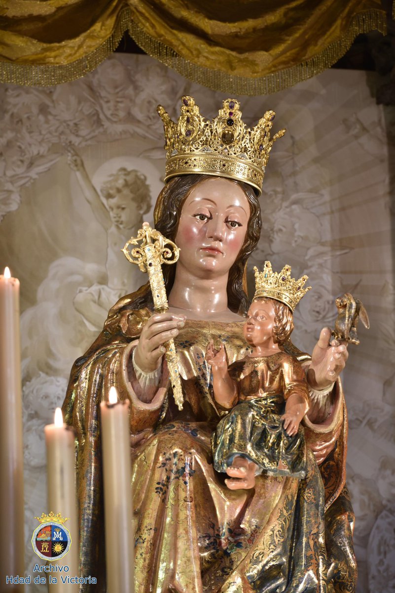 Felicidades a todas las Victorias, Vickys Victorillas, Vitotis, Marivis y al Barrio que lleva su nombre.