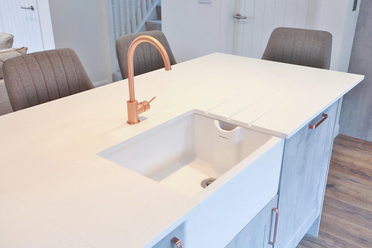timelessknb's tweet photo. This kitchen was definitely worth the waiting for!!

We designed this kitchen during lockdown so has taken a while to complete, but i'm sure you'll agree that it was well worth the wait.

#kitchengoals #concrete #lockdown #dreamkitchen https://t.co/OdNtSWHepT