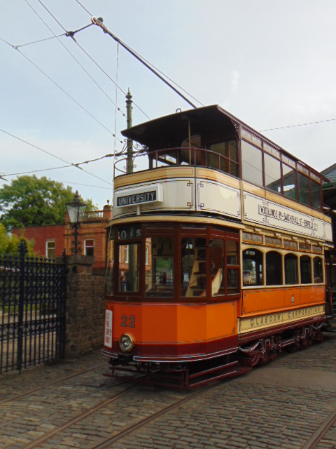 Good Morning. The trams in service today are London County Council 106 and Glasgow 22! Have a great visit! #Peakdistrict #Visitderbyshire #Trams