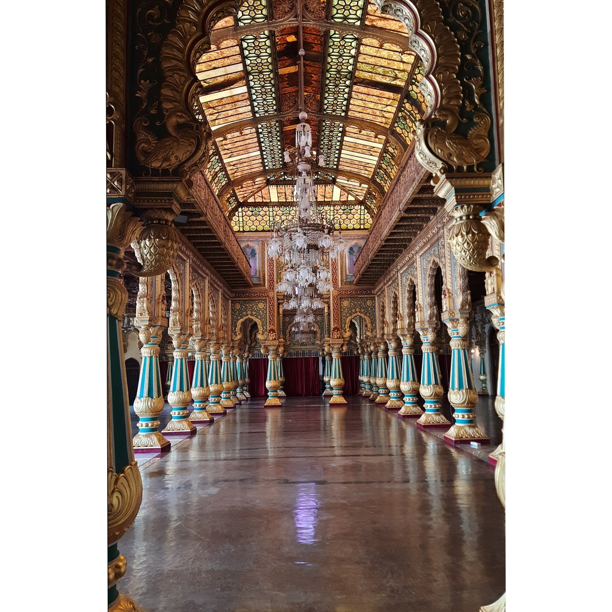 tejastj88's tweet photo. 🏰 Mysore Palace 🏰
#5september2020 #designs #pattern #palace #royalpalace #royalpalaceofmysore #shotonsamsung https://t.co/cAUImzyBSU
