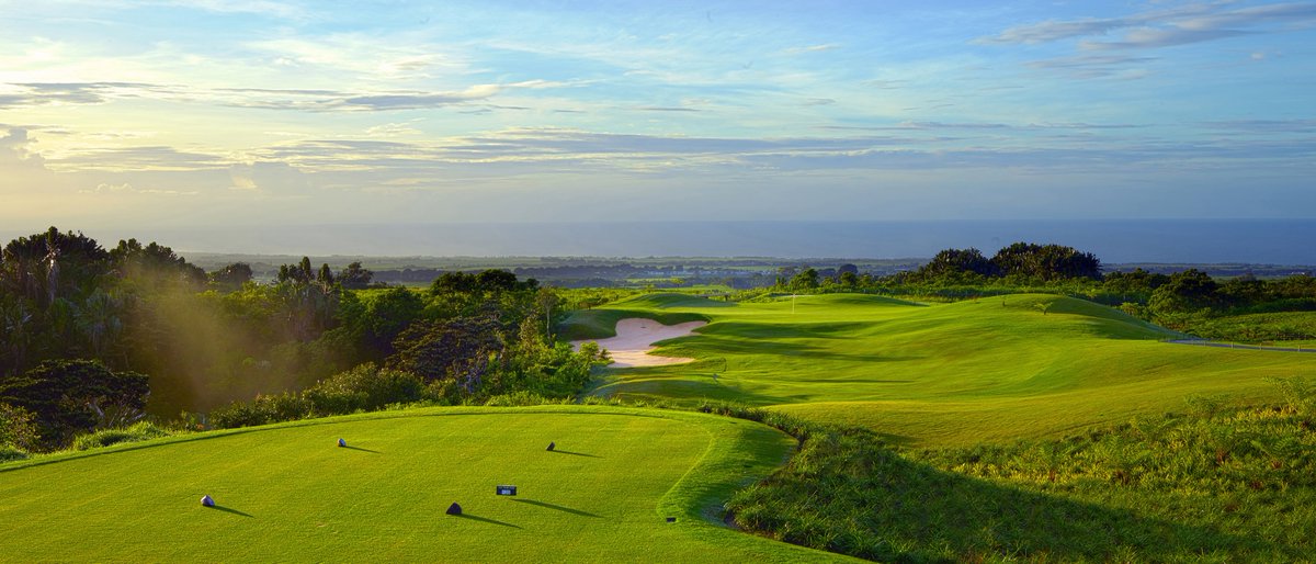 Avalon is a magical place to spend a day playing on the golf course while enjoying the beautiful view of the southern coastline.

Designed for all levels of golfer, it presents a challenge for professionals whilst it remains enjoyable and playable for lesser skilled players.