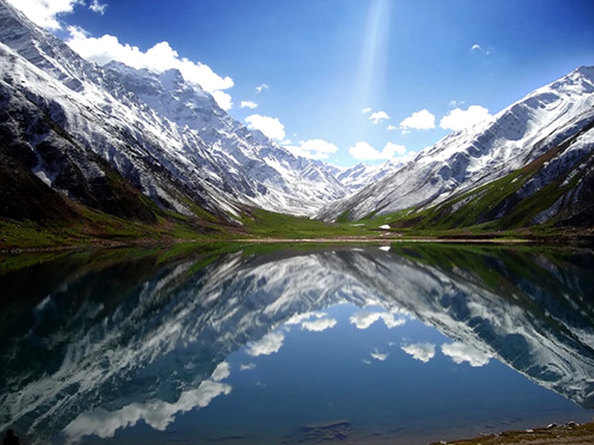 Gwadar_Pro's tweet photo. Refreshing, tranquil lakes in #Pakistan. 

# PakistaninPics #travelinPakistan https://t.co/MqL4B9pQwD