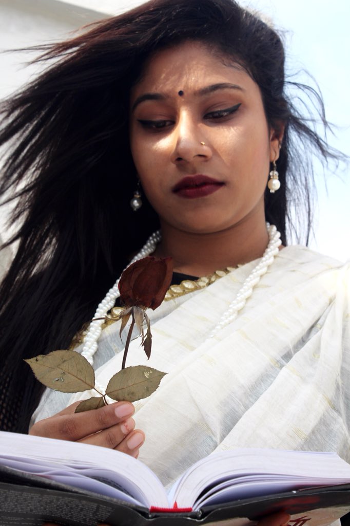 disha_saima's tweet photo. এই জন্মের দূরত্বটা পরের জন্মে চুকিয়ে দেব
এই জন্মের চুলের গন্ধ পরের জন্মে থাকে যেন
এই জন্মের মাতাল চাওয়া পরের জন্মে থাকে যেন
মনে থাকবে? https://t.co/KOrUwOo6IQ