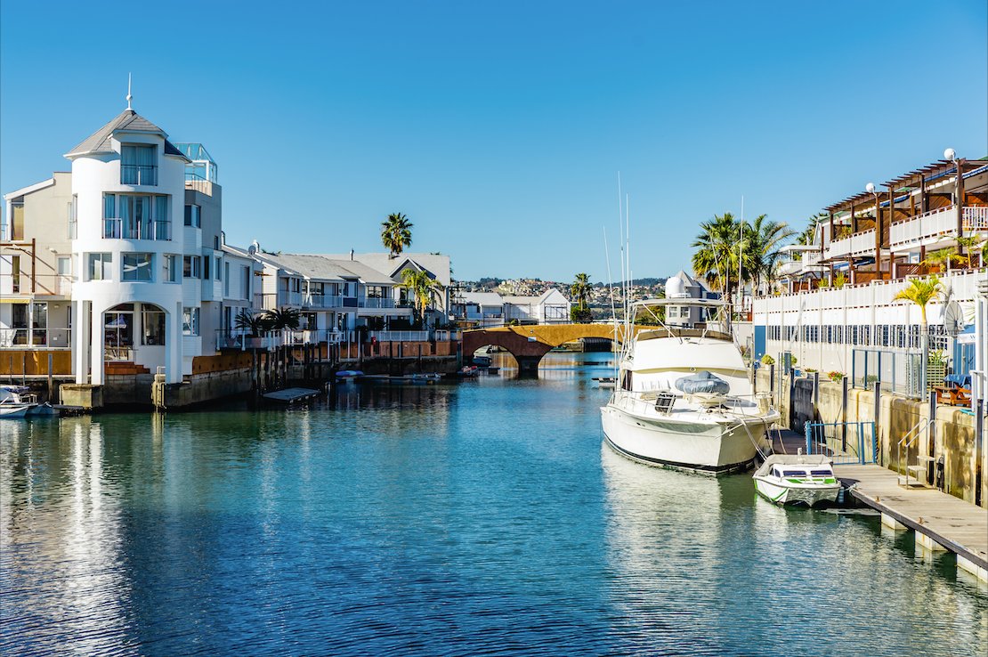 Wesgro's tweet image. September is #TourismMonth, a celebration of the importance of tourism to the 🇿🇦 economy.

Venture out of home and go and support local businesses. 

The greater Knysna area is brimming with amazing things to do, see, taste and explore.

PRESS RELEASE ➡️: bit.ly/3bCR2mI