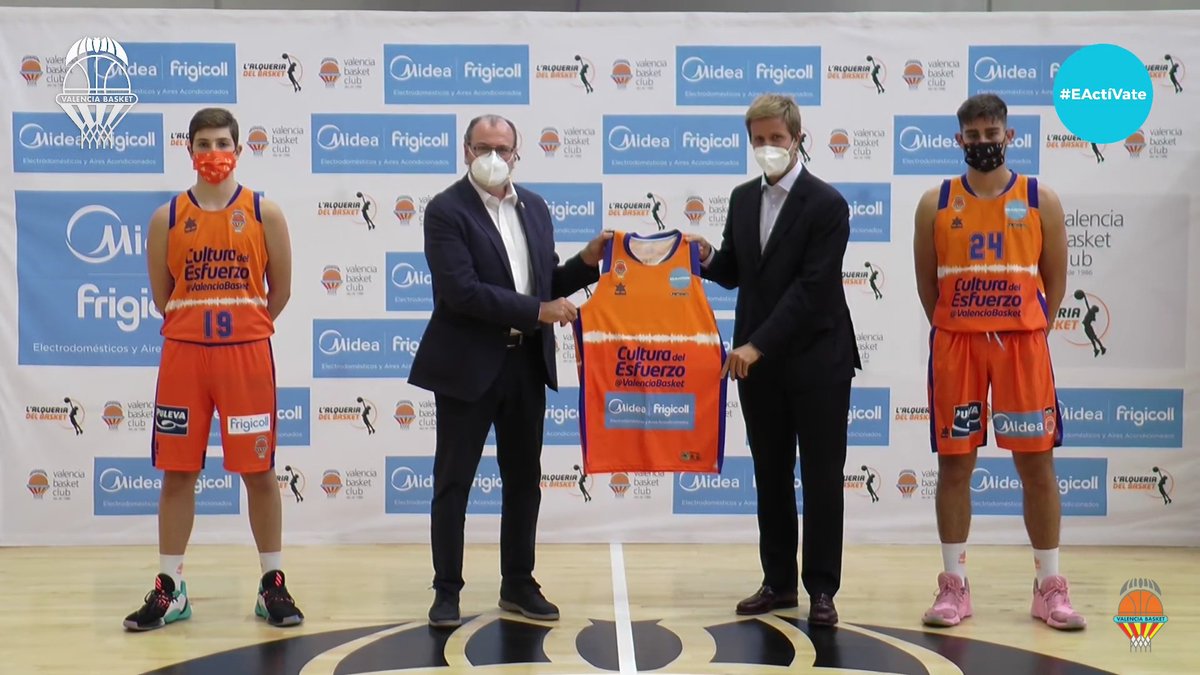 🤝 Frigicoll, nou patrocinador del Valencia Basket per a les tres pròximes temporades | <a href="/valenciabasket/">Valencia Basket Club</a> <a href="/Mideaspain/">Midea</a> 

bit.ly/2F7rthS