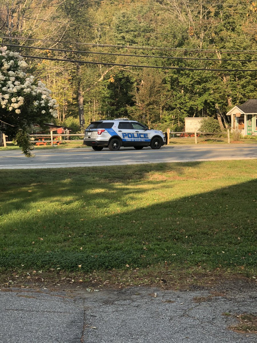 Shout out to Sugar Hill police for keeping our Lafayette Regional student safe on the First Day of School! Thank you!  #sau35 #lafayetteregional