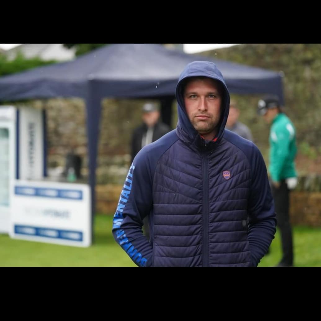 AdamWalkerGolf's tweet photo. Well @hallamshiregolf was an absolute pleasure to play! The face before and after speaks volumes for my golf 🤣 however a huge thanks to all the players on the @2020protour for their continued support, all our sponsors and @andycrook126 for his quality images as always! #luvinit https://t.co/EbOf6FEoxH