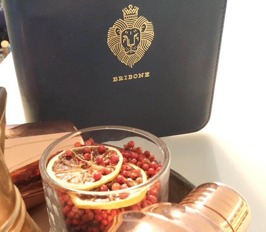 MeliaLebreros's tweet photo. El mes de septiembre ha llegado cargado de novedades que estamos deseando contaros… Permaneced atentos 😉
#BeBribone #Bribone #MeliaLebreros #SnackBar #StaySafeWithMelia #Hotel #Sevilla #Seville https://t.co/N8fYBFTYTU