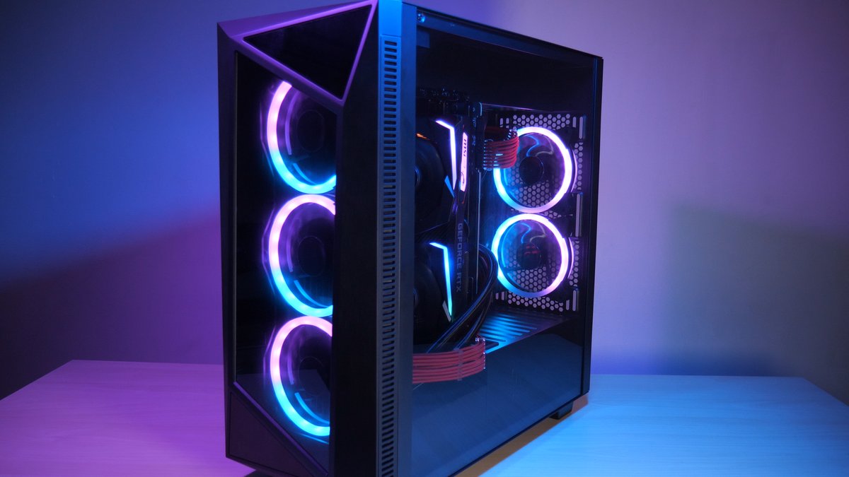techspinreview's tweet photo. This Sharkoon Rev200 is a quality inverted case, and we test buildโ๏ธโ https://t.co/z3GM1hTYM4 โฐ Follow us on Twitter, IG, and check https://t.co/yFu0HzQTHX for more!
.
.
@sharkoonnews#Sharkoon #computer #rev200 #gaming #pccase #atx #gamingislife #techspin #gamingsetup https://t.co/IM3iaY2sjc
