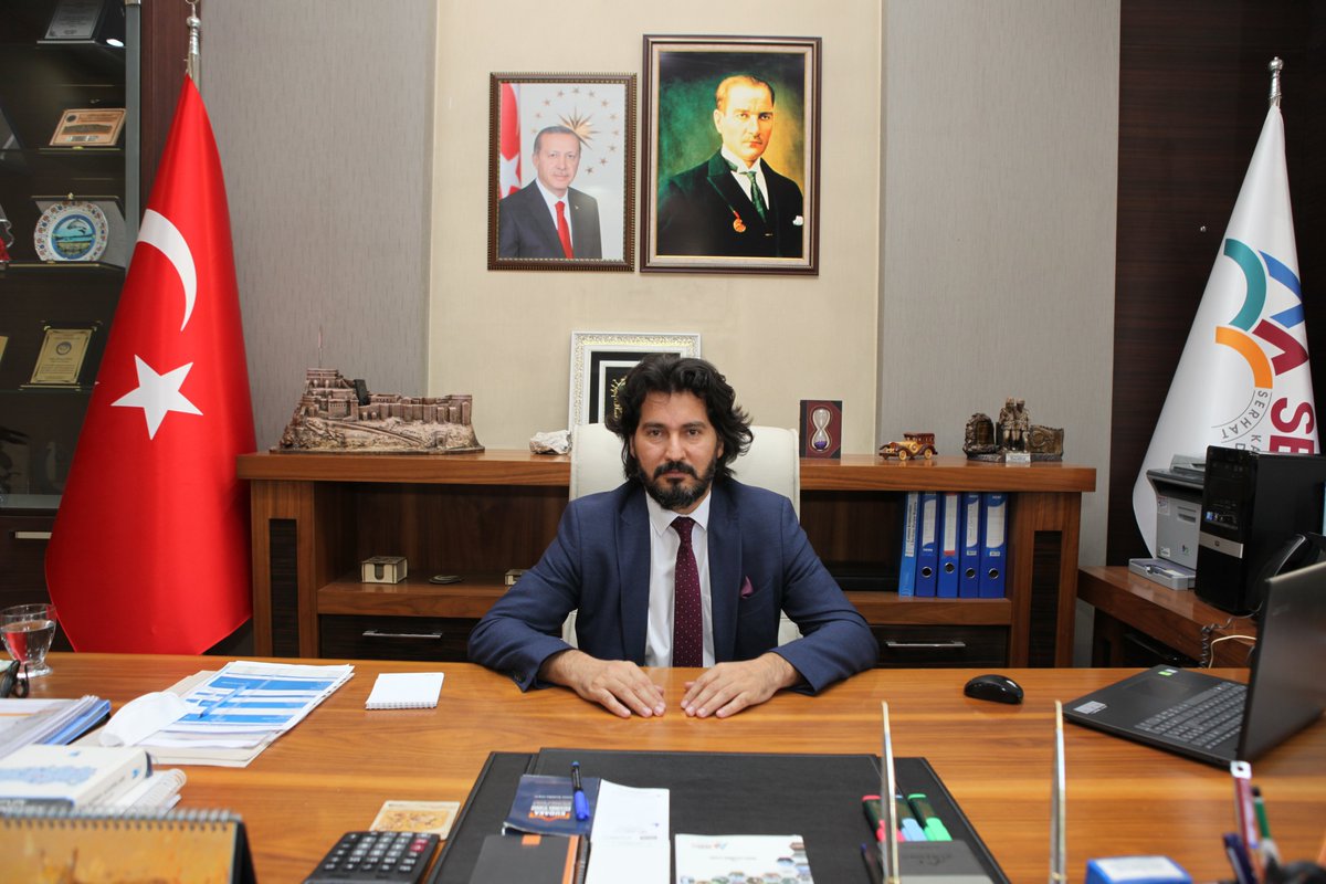 tasdemiribrahim's tweet photo. Ağrı, Ardahan, Iğdır, Kars ( #TRA2 ) illerinde faaliyet yürüten Serhat Kalkınma Ajansına (@Serka_TRAII ), Sanayi ve Teknoloji Bakanlığı ( @TCSanayi ) tarafından Genel Sekreter olarak atandım. Bölgemize ve paydaşlarımıza hayırlı olmasını temenni ederim. #Bizburadayız https://t.co/Ww8Px6VyC5