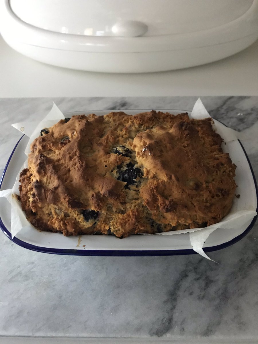 Quirky_bean17's tweet photo. #keepingmyhandin #wheatfree #vegan #banana #blueberry #loaf https://t.co/e7DBGuqqfc
