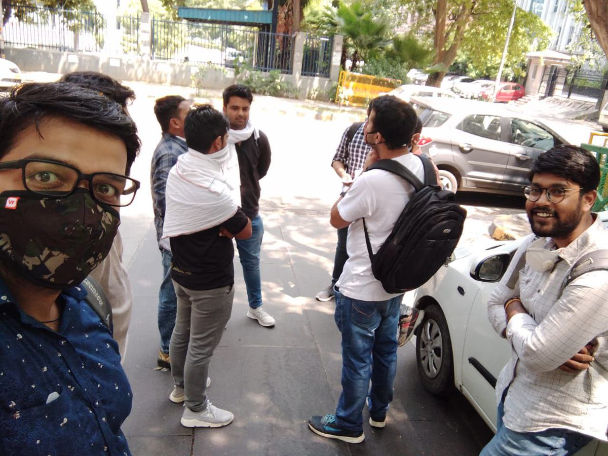 jaimatadi1202's tweet photo. @irvpaswan  @FCI_India  today cat 3 selected  boyz from Bihar trying to meet in hq Delhi. They requested to just for 5 minute discussion but hq not allowing them.
#speakup4fcijoining https://t.co/qimUMVTouL