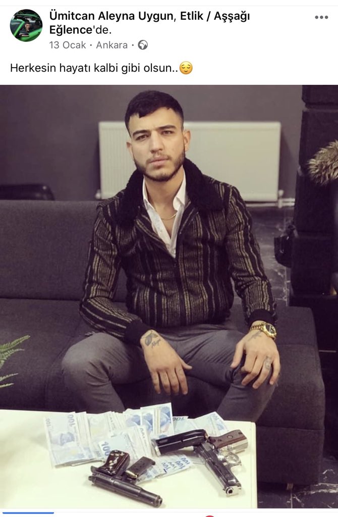 fkflikadinlar's tweet photo. İntihar etti denilen #AleynaÇakır'ın Ümitcan Uygun tarafından darp edilip yerde hareketsiz yatarken göründüğü videolar ortaya çıkmıştı. Otopside vücutta kırıklara, darp izine ve sperm bulgusuna rastlanmasına rağmen Ümitcan Uygun'dan DNA örneği bile alınmadı. 
#İntiharDeğilCinayet https://t.co/Dq11D0DYi1