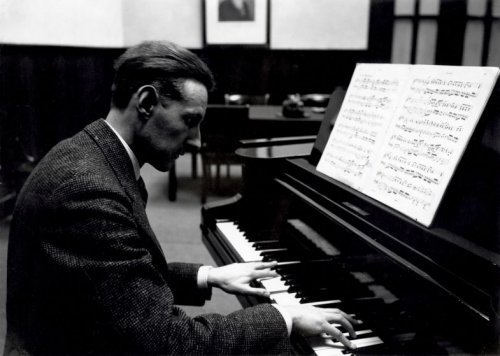 today_classical's tweet photo. #Today in 1894 Birth of Dutch #pianist and conductor Willem #Pijper in Zeist. #MusicHistory #classicalmusic https://t.co/hqcOIiJ7Wx