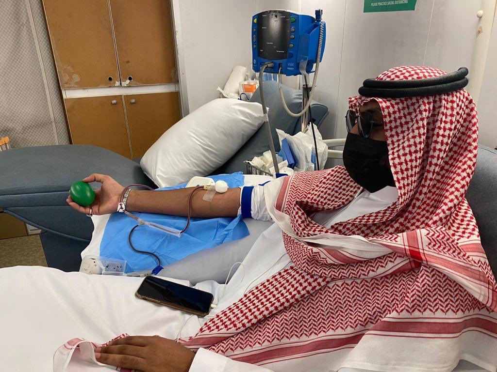 KFMC_RIYADH's tweet photo. عربة #بنك_الدم تتواجد في مقر أمانة منطقة الرياض @Amanatalriyadh من الساعة ٨ ص-٣ م ، وتستمر الحملة إلى الخميس١٠سبتمبر ، تعزيزاً لدور المسؤولية المجتمعية.
رابط الموقع:

24°37'40.0"N 46°42'41.9"E
https://t.co/YTfLw0bwml

#مدينة_الملك_فهد_الطبية 
#التجمع_الصحي_الثاني_بالمنطقة_الوسطى https://t.co/2uTux3CNxo