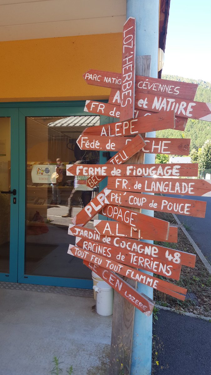 ReeLCPIE_LOZERE's tweet photo. @URCPIEOccitanie @SophiePantel48 @DptLozere48 #cpie #lozere Venez nous retrouver dans les locaux de @SupAgroFlorac https://t.co/9uCkNKDihh