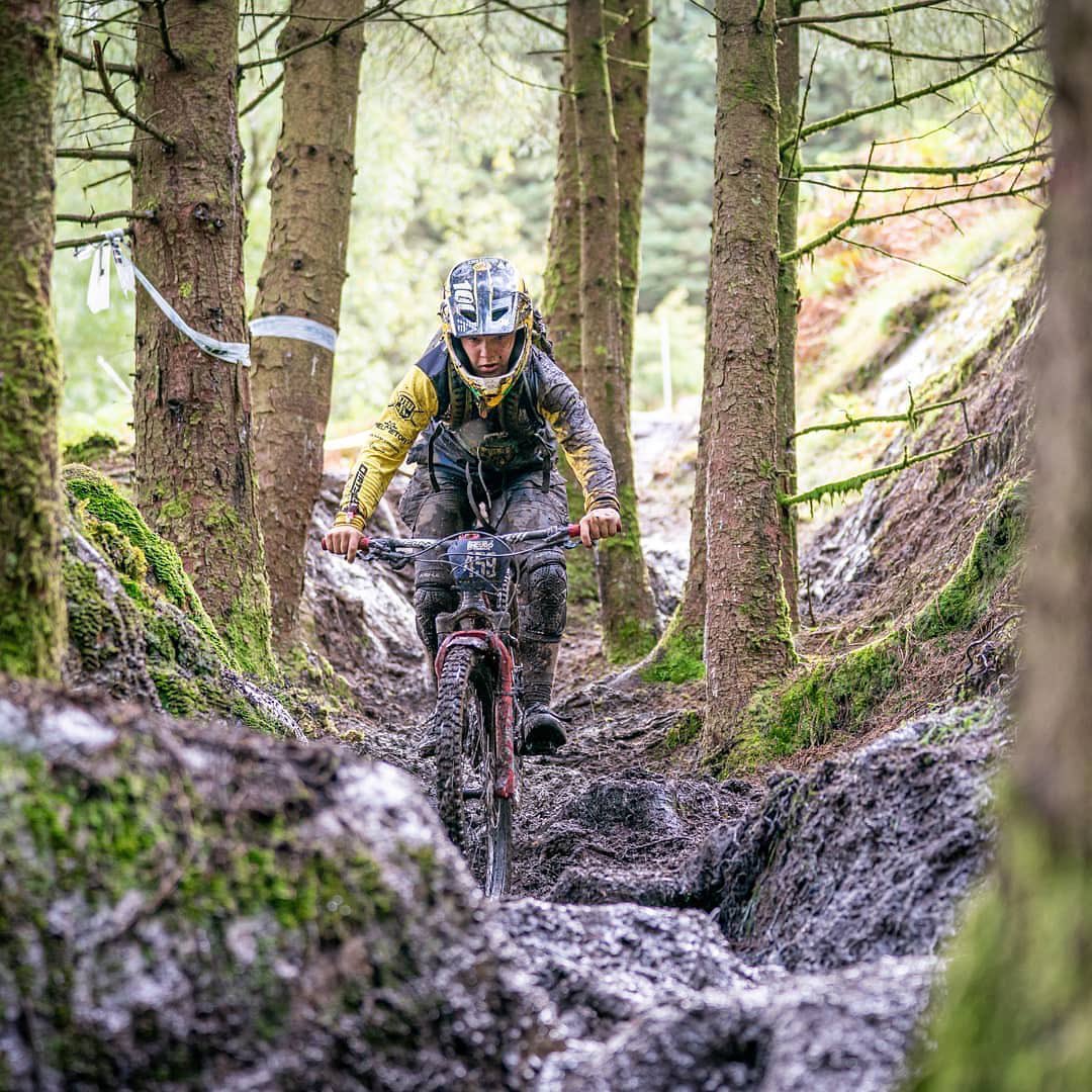 TeamSteelisreal's tweet photo. Great action shot of our youngest rider J Varndell battling the stages at last weekends PMBA 👊👊#pmba #dialledbikes #Helmetor #airportautos #southernenduro #granitedesign #dirtyridesmtb #airportautos #funncomponents #steelisreal #steelisrealmtb #stooge #hardtailmtb #mtb https://t.co/uKFoUjCq59