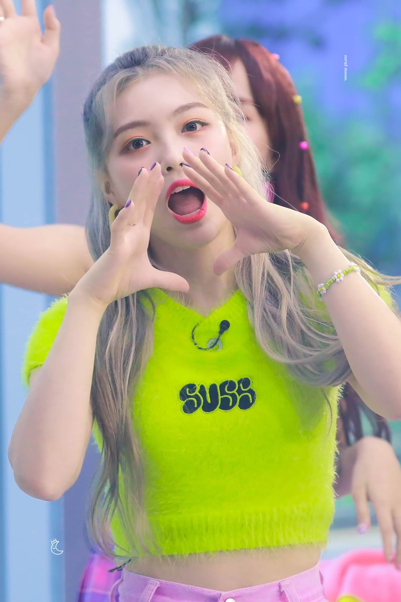 coralmoon1128's tweet photo. 190917
(ﾉ*>∀<)ﾉ♡
#세러데이 #하늘 #Saturday #Haneul #ハヌル @saturday718 https://t.co/xJFBdmPtNu