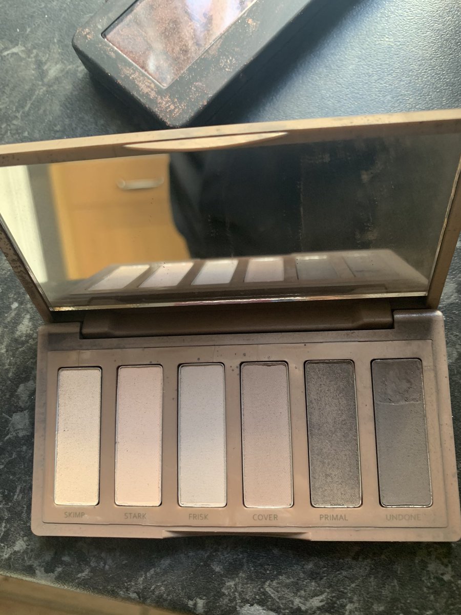 mamalloyd16's tweet photo. @BootsUK Carnage on the delivery front ☹️🥴 https://t.co/8Dcn32Nf2l