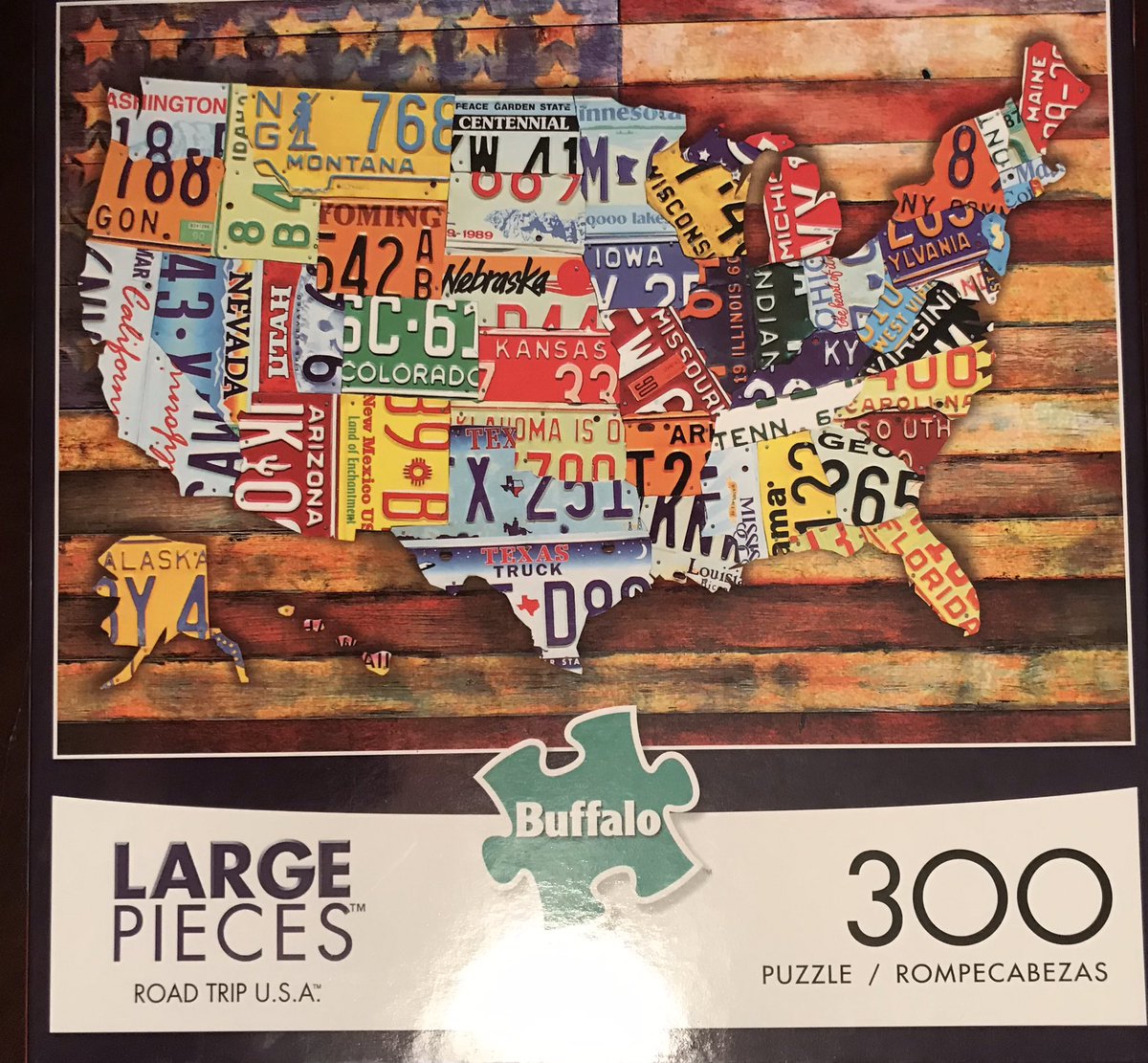 FishBowlFamily's tweet photo. Keeping busy with a #puzzle π§©
#thankful #FishBowlFamily π #StayInToSlowTheSpread π‘π¦ β€οΈ https://t.co/UoqU5a9VuM