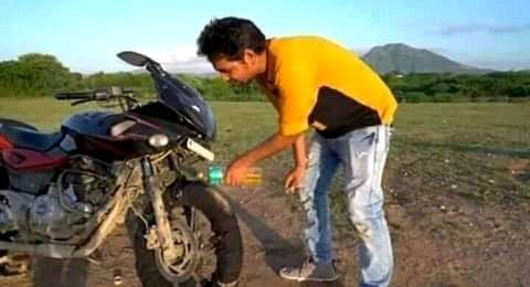 KlipRiv's tweet photo. A short story . #GhostRider https://t.co/Fajf15n09U