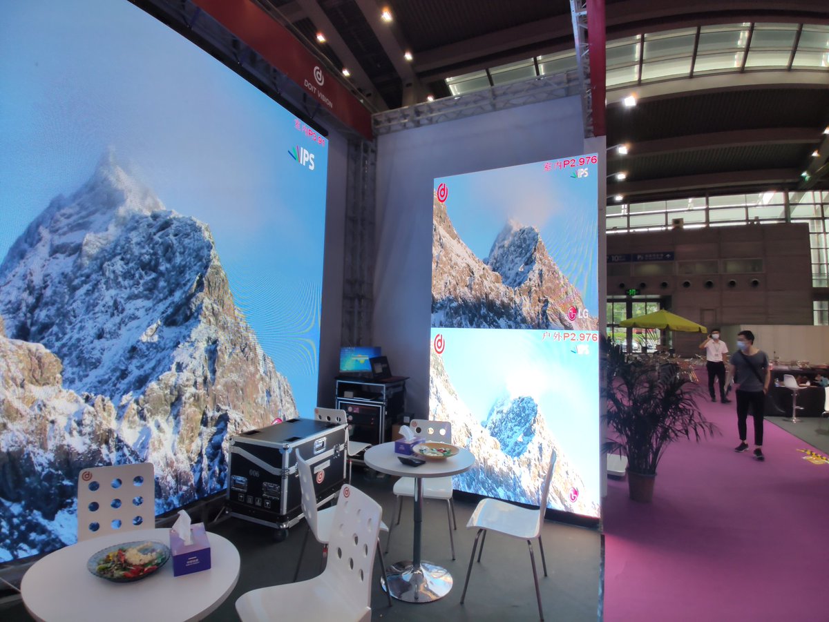SukieShuai's tweet photo. DOIT VISION LED screen first show time in LED China 2020🤞
#ledshenzhen #ledchina2020 #leddisplay #Matrix500 #ledvideowall
#pantallasled https://t.co/P5ajDEVLyC