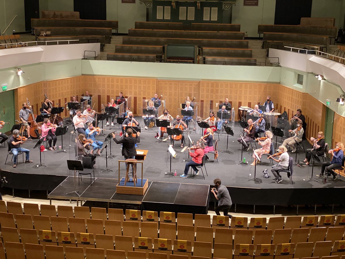 What a day! ⁦@RTE_NSO⁩ backing rehearsing for Fridays live stream on ⁦<a href="/RTEculture/">MitchelsCLG</a>⁩ and ⁦<a href="/RTElyricfm/">RTÉ lyric fm</a>⁩ in ⁦<a href="/NCH_Music/">National Concert Hall</a>⁩