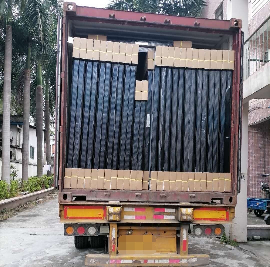 HammyMillionsun's tweet photo. Our solar collectors are popular in South Africa market,we sell large quantity solar collectors there. This is the shipment for another client bought solar collectors from our factory.
#solarcollectors #southafrica https://t.co/QNlJgP53ia