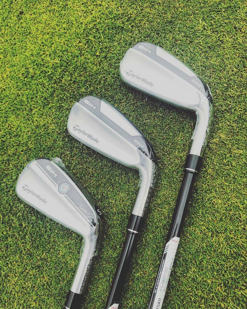 New TaylorMade SIM UDI! Available now to trial. Price match guarantee 🛒 
.
.
.
#golf #golfuk #golfing #dewsbury #wakefield #mirfield #golfswing #golfcourse #golflessons #golfproshop